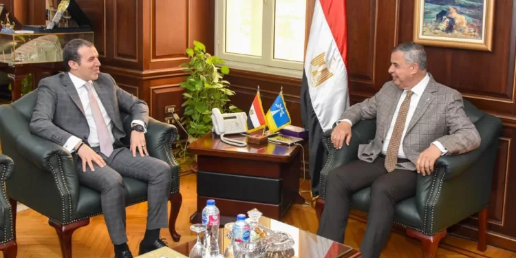 محافظ الإسكندرية: نقل مقر الإسعاف مؤقتًا لإعادة تأهيل المبنى الأثري في كوم الدكة