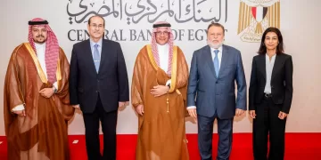 تعزيز الشراكة الاقتصادية.. محافظ المركزي المصري يلتقي مسؤول المجلس التنسيقي السعودي
