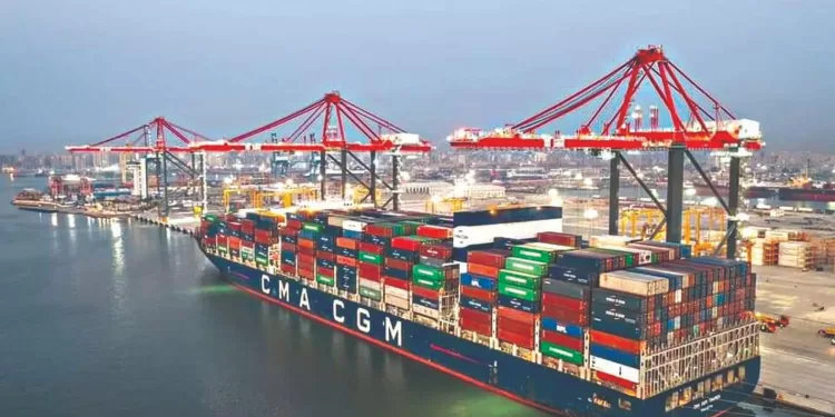 عاصفة ترامب الاقتصادية تهدد العالم