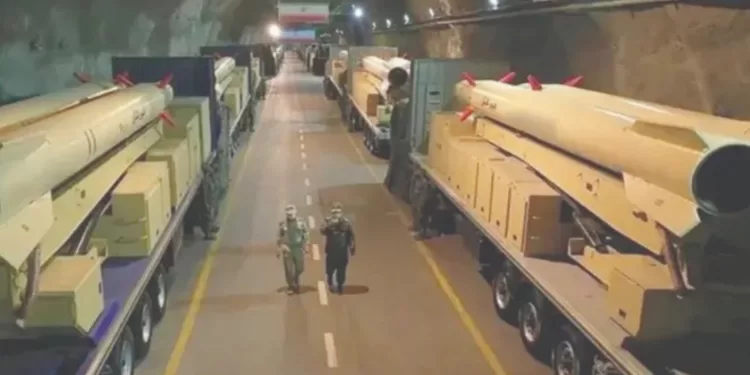 بين ضجيج التهديد وصمت التفاوض: «واشنطن ـ طهران».. الصراع يشتد وحرارة النووى ترتفع 1 - جريدة الجمهورية بين ضجيج التهديد وصمت التفاوض: «واشنطن ـ طهران».. الصراع يشتد وحرارة النووى ترتفع