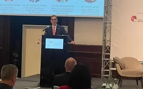 «وزير الاستثمار» يشارك في الملتقى الاقتصادي العربي الألماني ويبحث سبل التعاون