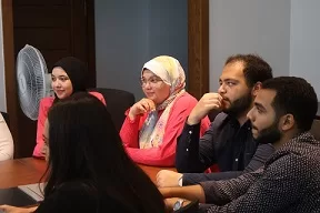 من النظرية للتطبيق.. جامعة حلوان الأهلية تحول مشاريع طلاب الفنون لأعمال قابلة للاستخدام 5 - جريدة الجمهورية 1 200 - جريدة الجمهورية