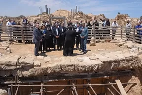 تفقد أعمال الترميم والتطوير في منطقة «أبو مينا الأثرية» بحضور البابا تواضروس ووزير السياحة ومحافظ الإسكندرية ومديرة اليونسكو 10 - جريدة الجمهورية 10 24 - جريدة الجمهورية