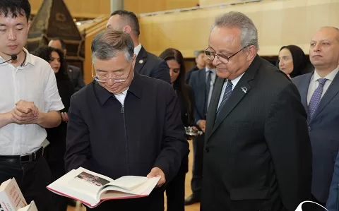 «مكتبة الإسكندرية» ترحب بعضو المكتب السياسي للجنة المركزية للحزب الشيوعي الصيني 12 - جريدة الجمهورية 12 18 - جريدة الجمهورية