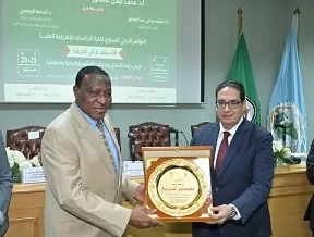 في إطار احتفالات يوم إفريقيا.. «جامعة القاهرة» تبحث سبل تعزيز ريادة الأعمال والاستثمار في القارة السمراء 8 - جريدة الجمهورية 12 22 - جريدة الجمهورية