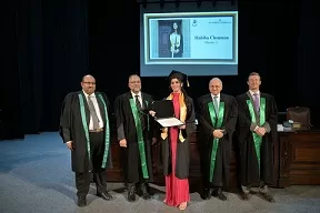 جامعة القاهرة تحتفل بتخريج دفعة جديدة من كلية حقوق السوربون.. وتؤكد التميز الأكاديمي 9 - جريدة الجمهورية 12 26 - جريدة الجمهورية