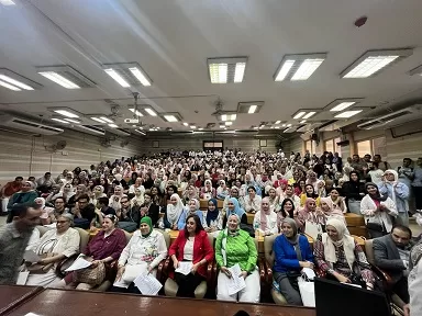 «صيدلة عين شمس» تطلق فعاليات المعرض الثاني لمستحضرات التجميل CEPA 25 4 - جريدة الجمهورية 2 127 - جريدة الجمهورية