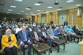 في إطار احتفالات يوم إفريقيا.. «جامعة القاهرة» تبحث سبل تعزيز ريادة الأعمال والاستثمار في القارة السمراء 4 - جريدة الجمهورية 2 211 - جريدة الجمهورية