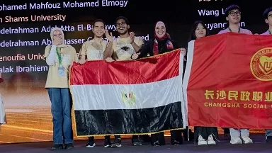 «مصر» ترفع علمها في الصين.. «حاسبات عين شمس» تفوز بمسابقة هواوي لتكنولوجيا الاتصالات 3 - جريدة الجمهورية 2 226 - جريدة الجمهورية