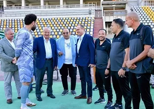 العصار يهنئ لاعبي المقاولون العرب بالصعود للممتاز: نعدكم بدعم غير مشروط 2 - جريدة الجمهورية 2 237 - جريدة الجمهورية