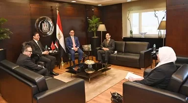 وزيرا الاستثمار بـ «مصر» و«المغرب» يبحثان تعزيز الشراكة الاقتصادية واستكشاف الأسواق الأفريقية المشتركة 3 - جريدة الجمهورية 2 34 - جريدة الجمهورية
