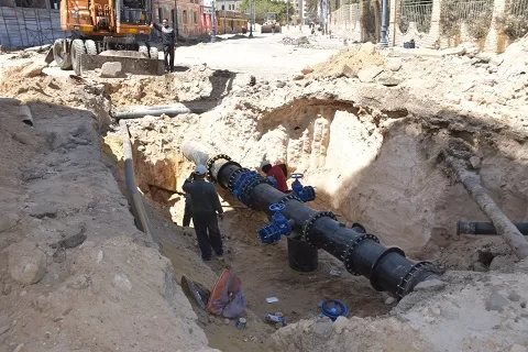 جولة ميدانية لرئيس «شركة مياه مطروح» لمتابعة تنفيذ المشروعات الحالية 7 - جريدة الجمهورية 2 42 - جريدة الجمهورية