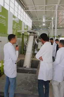 «رئيس جامعة مطروح» يؤكد على أهمية الربط بين الدراسة النظرية والتطبيق العملي في تخريج الكوادر 3 - جريدة الجمهورية 2 5 - جريدة الجمهورية