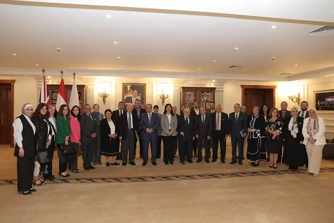 «الجامعة البريطانية» في مصر تستضيف ندوة رفيعة المستوى لمناقشة أزمة التجارة العالمية 2 - جريدة الجمهورية 2 67 - جريدة الجمهورية