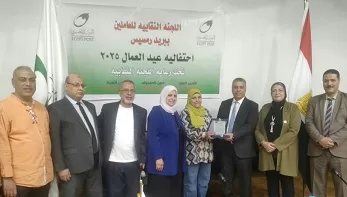 «يوم التميز والعطاء».. نقابة البريد برمسيس تكرم 16 من العاملين المبدعين 24 - جريدة الجمهورية 25 1 - جريدة الجمهورية