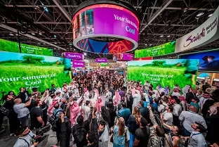 نجاح «سعودي» باهر في دبي..«الهيئة السعودية للسياحة» تحتفي بإنجازاتها وشراكاتها خلال سوق السفر العربي 3 - جريدة الجمهورية 3 17 - جريدة الجمهورية