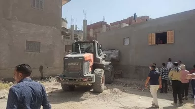حملات مكثفة لمواجهة التعديات.. إزالة عشرات المخالفات العمرانية بشرق الإسكندرية 3 - جريدة الجمهورية 3 193 - جريدة الجمهورية