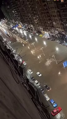 ليلة رعب في الثغر.. إعصار مفاجئ يخترق الإسكندرية ويقلب الشوارع رأسًا على عقب 31 - جريدة الجمهورية 32 - جريدة الجمهورية
