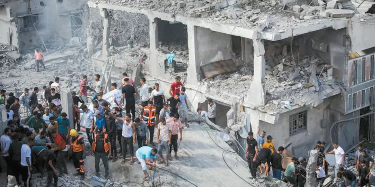 نتنياهو يعلن إرسال وفدين إلى القاهرة والدوحة لبحث «الصفقة» والمساعدات