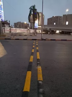 سلامة المواطنين أولاً.. إنشاء مطبات تهدئة مرورية بجامعة الدول في العجوزة 5 - جريدة الجمهورية 4 175 - جريدة الجمهورية