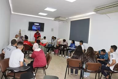 «بناء الوعي ومواجهة التطرف».. شباب الجامعات في حوار مفتوح بمعهد إعداد القادة 6 - جريدة الجمهورية 4 38 - جريدة الجمهورية