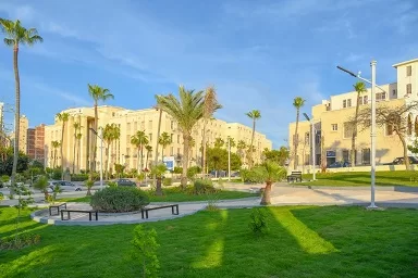 «عروس البحر الأبيض المتوسط» تتألق في حلة صيفية 4 - جريدة الجمهورية 4 42 - جريدة الجمهورية