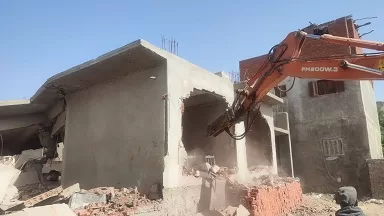 حملات مكثفة لمواجهة التعديات.. إزالة عشرات المخالفات العمرانية بشرق الإسكندرية 5 - جريدة الجمهورية 5 133 - جريدة الجمهورية