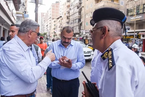 للأسبوع الثاني: حملة بقيادة «المحافظ» تستهدف إعادة الانضباط لمناطق قبلي الإسكندرية 5 - جريدة الجمهورية 6 70 - جريدة الجمهورية