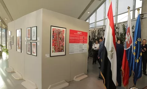 مكتبة الإسكندرية تفتح أبوابها لمعرض «الزينة في القرن الحادي والعشرين» 7 - جريدة الجمهورية 7 46 - جريدة الجمهورية