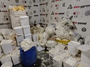 المنوفية: ضبط مصانع غذائية وعطور مجهولة المصدر بالباجور وقويسنا ومخبز سياحي مخالف بالشهداء 5 - جريدة الجمهورية 7 65 - جريدة الجمهورية