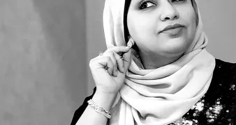 توقيع التميز: حلي وإكسسوارات من إبداع د. مي