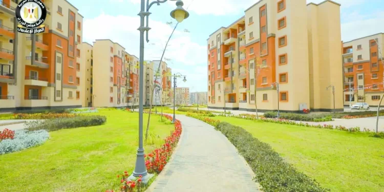 المركز الإعلامى للوزراء: «سكن لكل المصريين» المشروع الأكبر على مستوى العالم.. بمليون وحدة سكنية 1 - جريدة الجمهورية سموحة يستضيف «الطلائع».. وزد يواجه الاتحاد