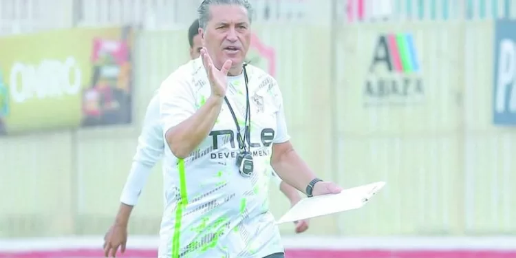 رئيس نادى البنك الأهلى يتحدى: نقترب بقوة من المربع الذهبى.. ومتمسكون بطارق مصطفى