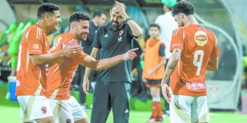 «الأحمر» يعتلى الصدارة بعد غياب 17 أسبوعًا