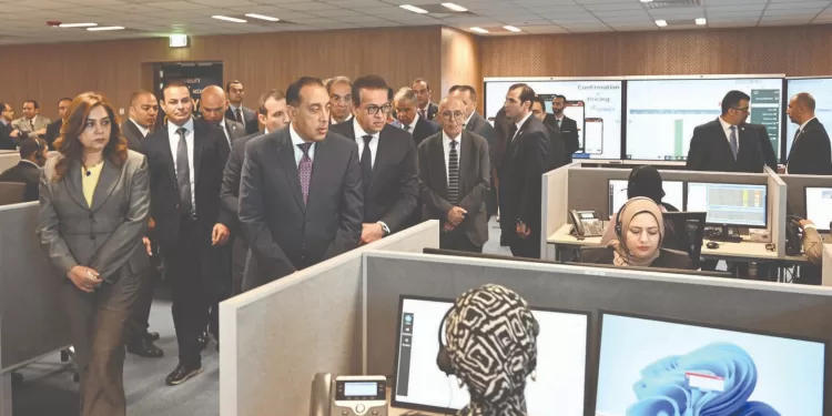 صبحى فى جلسة حوارية مع شباب مدن القناة: هدفنا إعداد كوادر قادرة على قيادة المستقبل