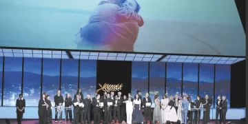 عرض الخليج ينقذ الأهلى