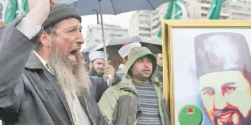 «موكوينا» مرشح لتدريب الزمالك .. وتجديد السعيد بعد مباراة السماوى