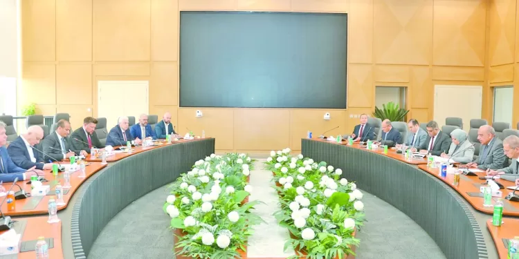 وزير الكهرباء.. بعد مباحثات الوفد الروسى: الالتزام.. بالجدول الزمنى لـ «الضبعة النووية»