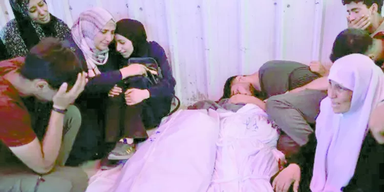 إسرائيل ترتكب أبشع مجازر التطهير العرقى فى القطاع ٢٥٠شهيدًا فى ٣٦ ساعة