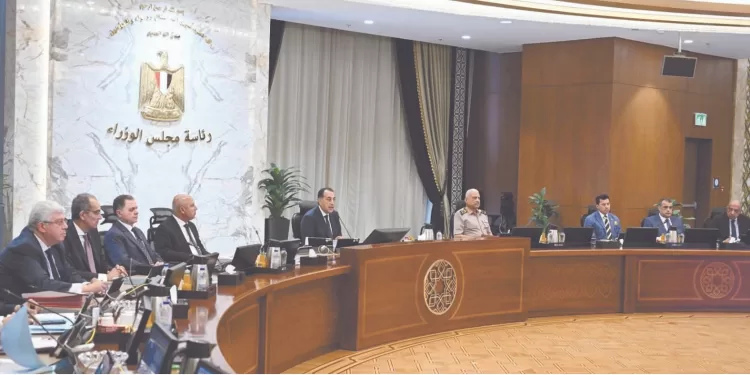 فى الاجتماع الأسبوعى لمجلس الوزراء: برنامج جديد لحوافز إنتاج السيارات .. لبناء قاعدة صناعية تنافسية وجذب الاستثمارات 1 - جريدة الجمهورية فى الاجتماع الأسبوعى لمجلس الوزراء: برنامج جديد لحوافز إنتاج السيارات .. لبناء قاعدة صناعية تنافسية وجذب الاستثمارات