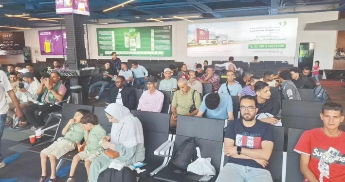 وطن يحمى أبناءه: مصر تعيد 71 مواطنًا من ليبيا  بسبب التوترات  التى تشهدها طرابلس