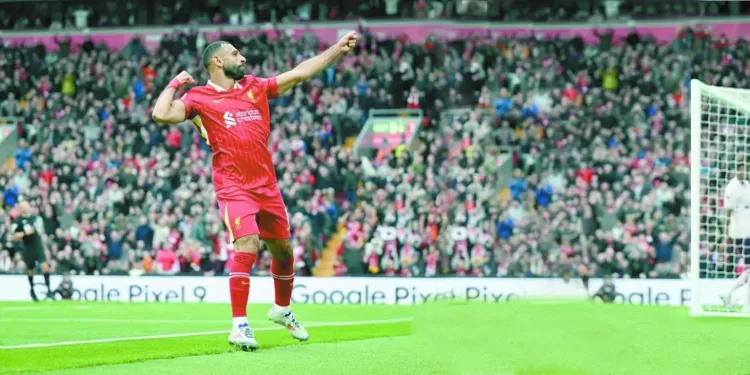 صلاح أفضل لاعب فى البريميرليج من رابطة الكتاب 1 - جريدة الجمهورية صلاح أفضل لاعب فى البريميرليج من رابطة الكتاب