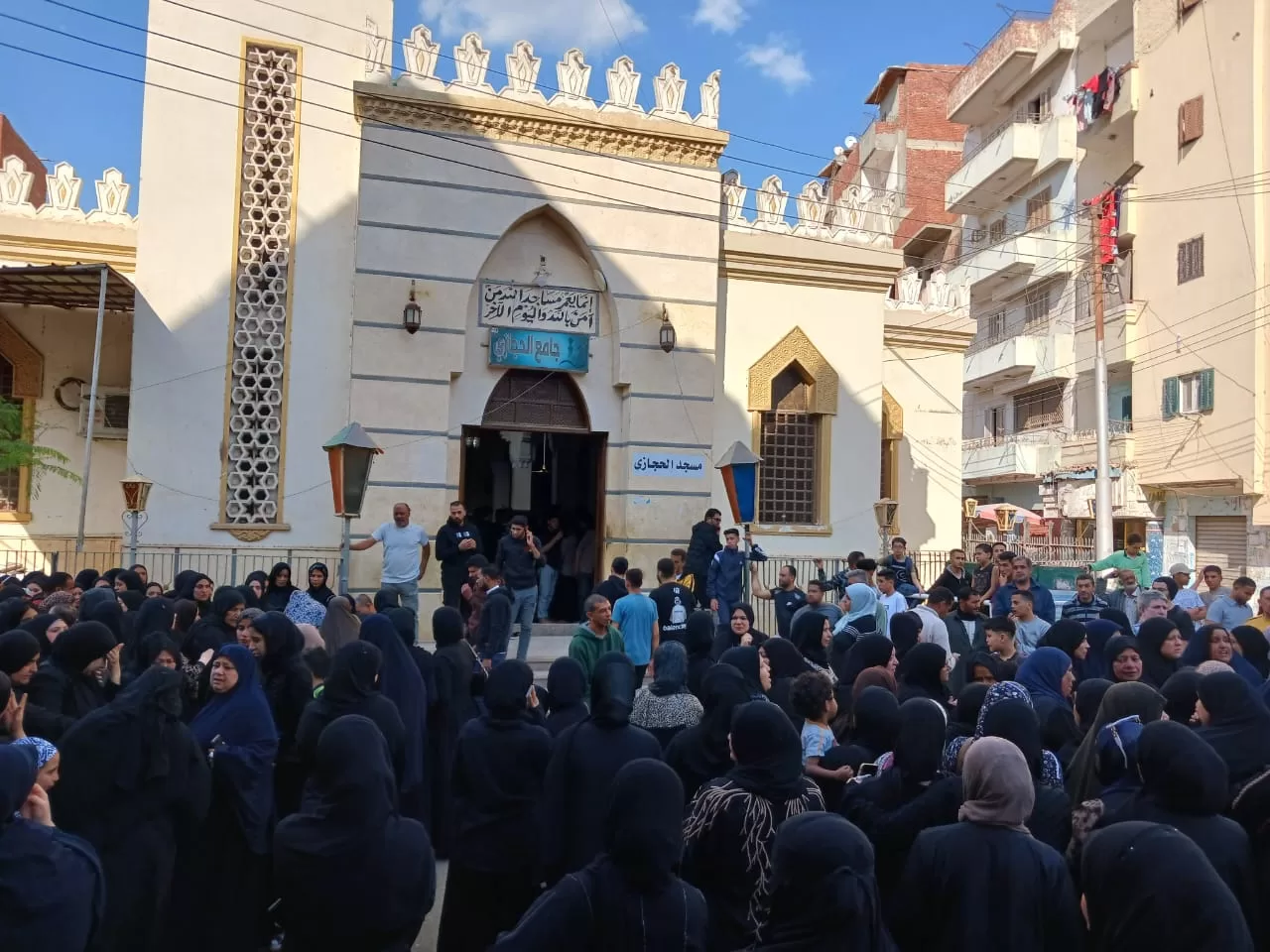 بين أوراق الكتب ودموع الأهل.. رحيل طالبة علوم أبكت الزقازيق 8 - جريدة الجمهورية WhatsApp Image 2025 05 05 at 5.56.14 PM - جريدة الجمهورية