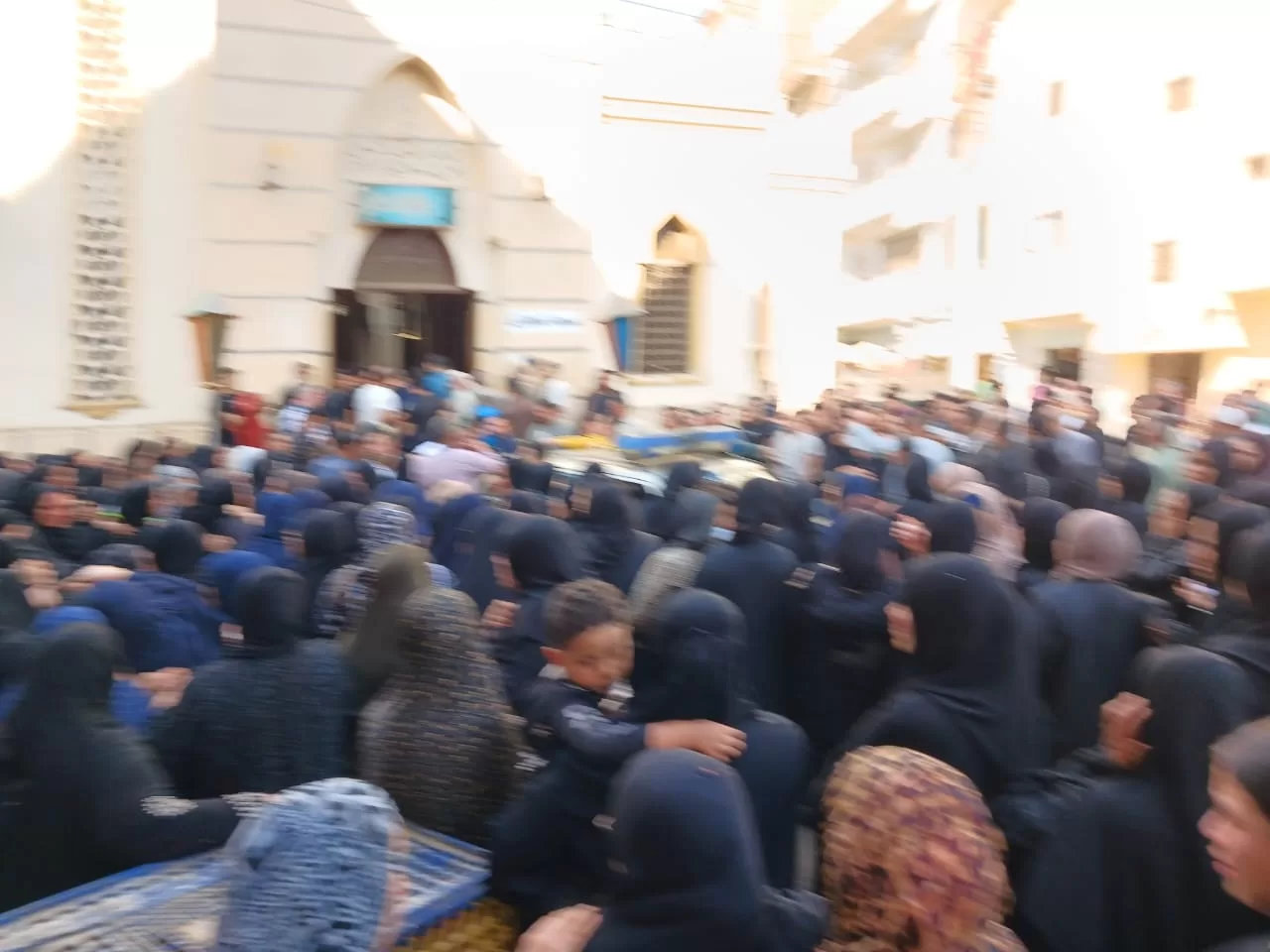 بين أوراق الكتب ودموع الأهل.. رحيل طالبة علوم أبكت الزقازيق 2 - جريدة الجمهورية WhatsApp Image 2025 05 05 at 5.56.16 PM - جريدة الجمهورية