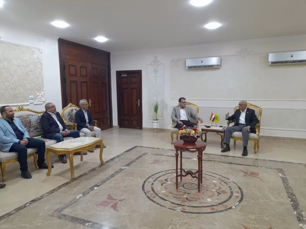 تعزيزًا للشراكة المجتمعية.. محافظ شمال سيناء يلتقي وفد بنك الطعام 2 - جريدة الجمهورية WhatsApp Image 2025 05 06 at 8.11.16 PM - جريدة الجمهورية