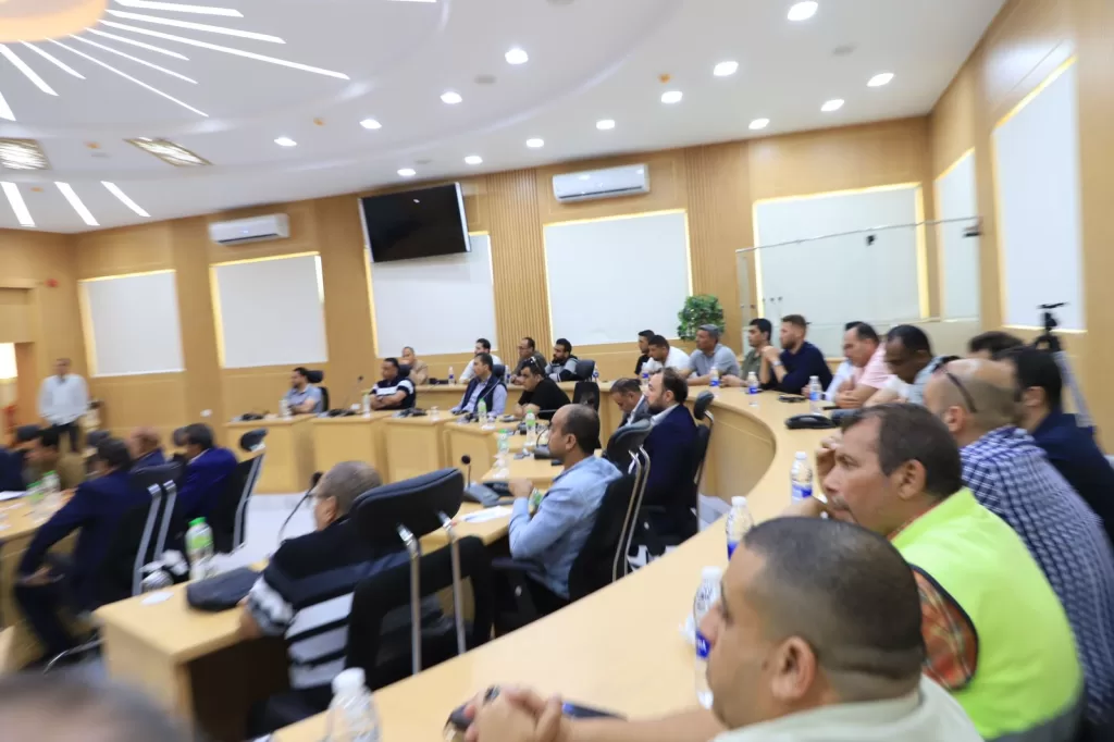 توجيهات رئاسية تتحقق.. محافظ شمال سيناء يستقبل وفد النقل لبدء تنفيذ مشروع السكة الحديد 5 - جريدة الجمهورية WhatsApp Image 2025 05 06 at 9.00.15 PM - جريدة الجمهورية