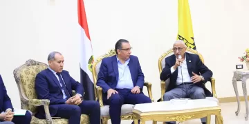توجيهات رئاسية تتحقق.. محافظ شمال سيناء يستقبل وفد النقل لبدء تنفيذ مشروع السكة الحديد