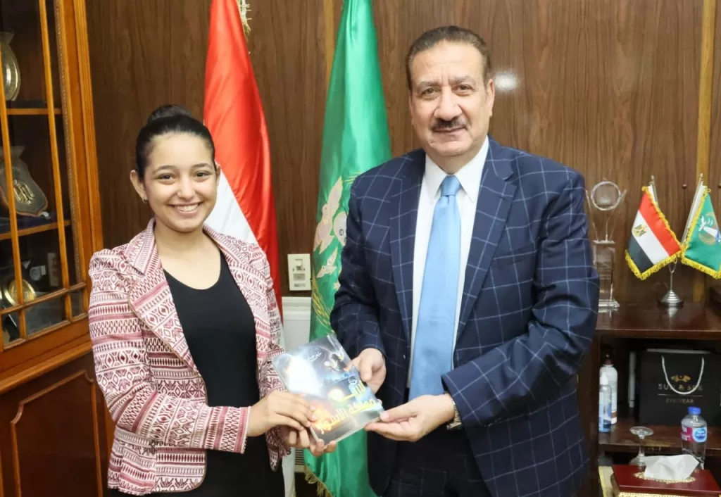 محافظ المنوفية يشيد بـ«مايفن عماد» صاحبة براءة اختراع لعلاج السرطان ويوجه بدعمها 4 - جريدة الجمهورية WhatsApp Image 2025 05 07 at 2.53.08 PM 2 - جريدة الجمهورية