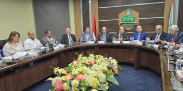 «جمعية مستثمري العاشر» تبحث مع جامعة الزقازيق الأهلية ربط التعليم بمتطلبات الاستثمار