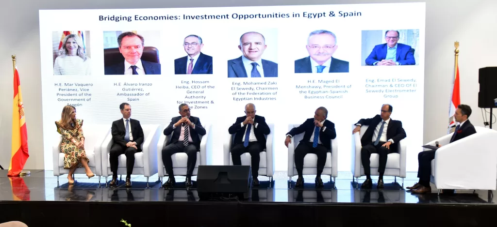 شراكة مصرية إسبانية لتطوير تكنولوجيا المدن الذكية.. برعاية «هيئة الاستثمار» 5 - جريدة الجمهورية WhatsApp Image 2025 05 08 at 12.32.48 PM 2 - جريدة الجمهورية